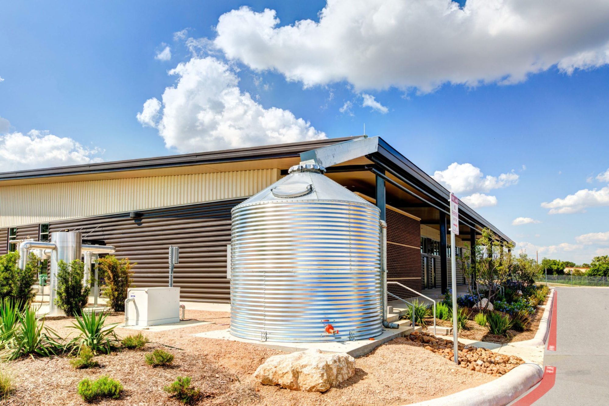 San Antonio Water System (SAWS) Operation Center DBR